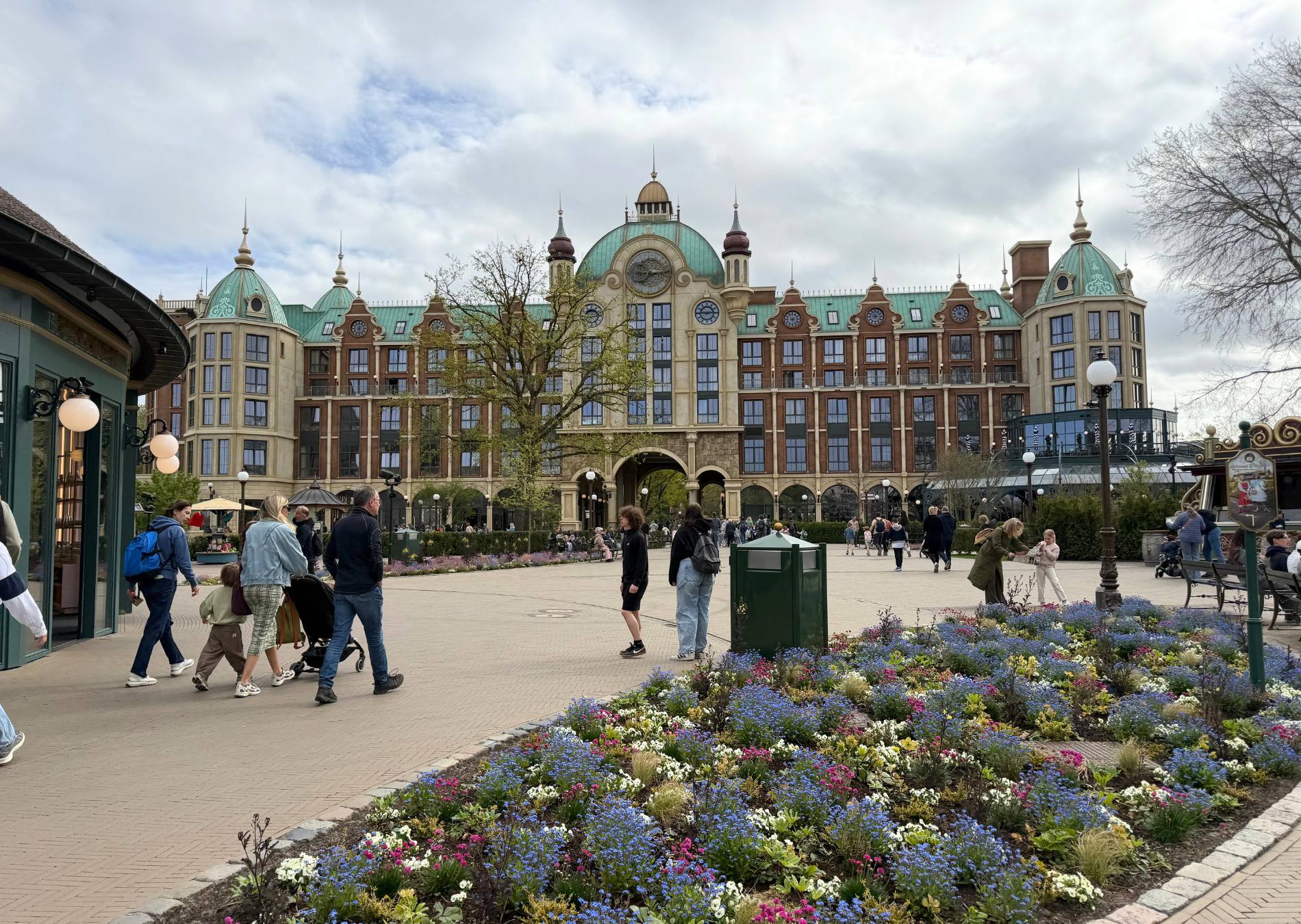 Efteling: Ο Απόλυτος Οδηγός Για Οικογένειες 48 efteling grand hotel